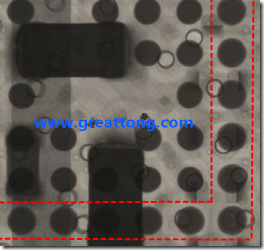 BGA錫球尺寸小于0.4mm，采用降低BGA內(nèi)圍襲球的錫膏量所得到X-Ray，稍微留意一下可以發(fā)現(xiàn)最外圈的錫量(圓的直徑)比其他內(nèi)圍的錫球上的錫量來得多一點點。也就是外圈的黑色圓形直徑比內(nèi)圈的圓形來得大一點點。