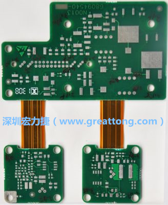 FPCB可作為多片功能載板的連接軟式板材。